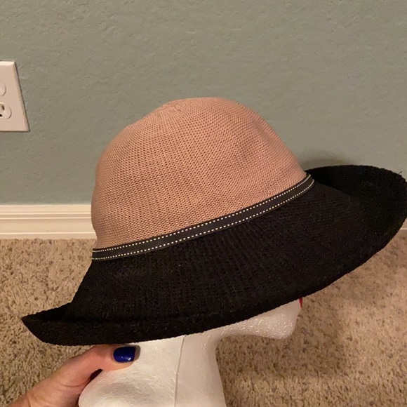 Wallaroo Victoria Two Toned Hat Packable Hat main image 12